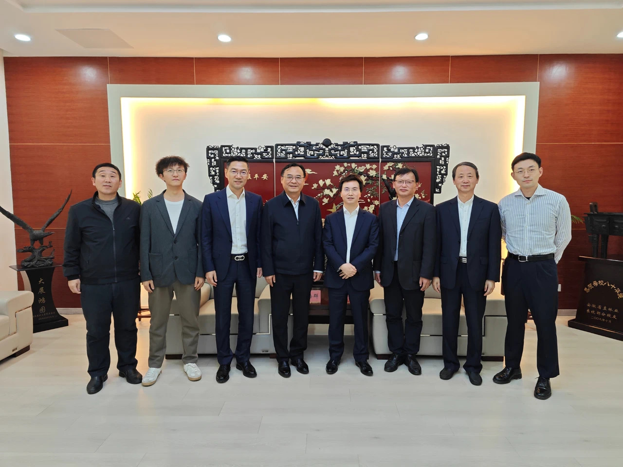 1761389215122093.jpg 52eb34eeb17b5baaf4a3233a828a8048_20241129173284541362.jpg